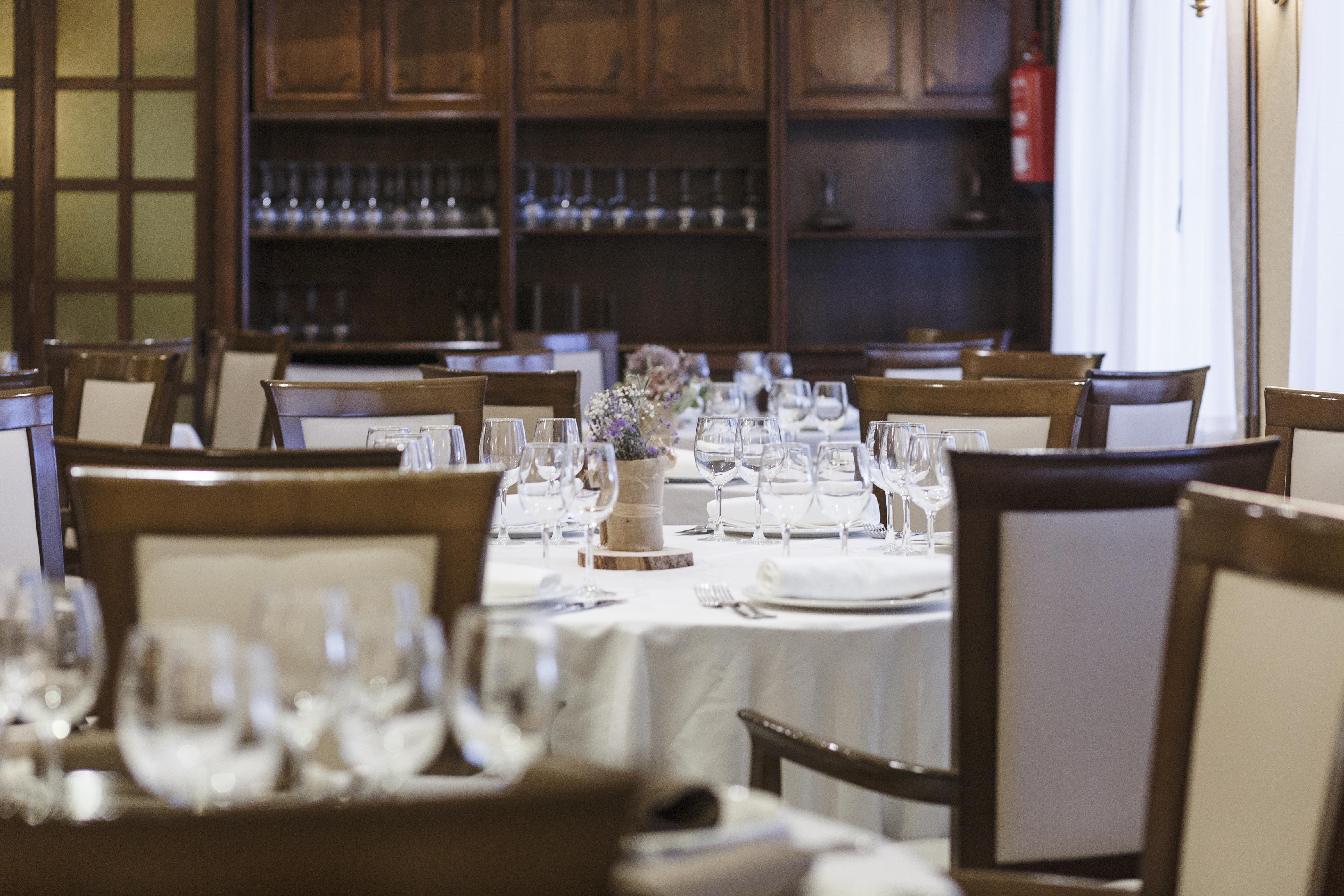 Hotel Restaurante Emilio Hellín 외부 사진
