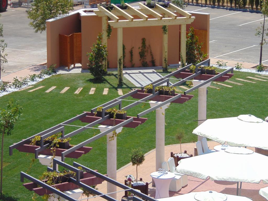 Hotel Restaurante Emilio Hellín 외부 사진