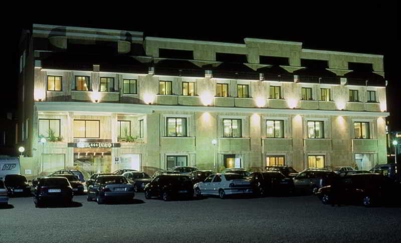 Hotel Restaurante Emilio Hellín 외부 사진